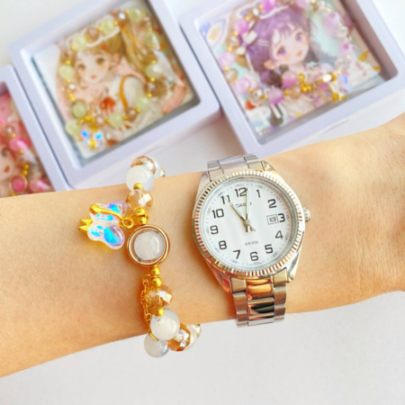 ست جعبه جواهر و دست بند مهره ای طرح دختر