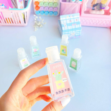 محلول ضد عفونی کننده دست طرح کاکتوس