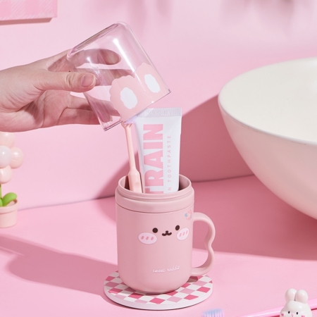 ست لیوان و جامسواکی مسافرتی طرح Sweet Rabbit