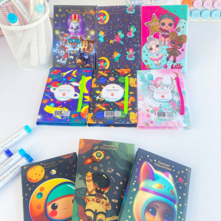 دفترچه خط دار جلد محکم طرح فانتزی